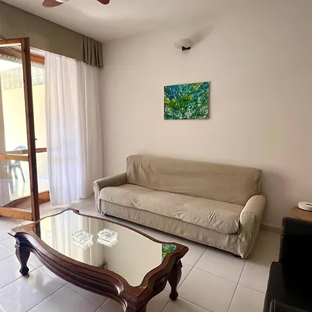 Savoia 13 Apartman *