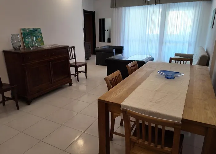 Savoia 13 Apartment *