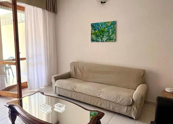 Savoia 13 Apartment *